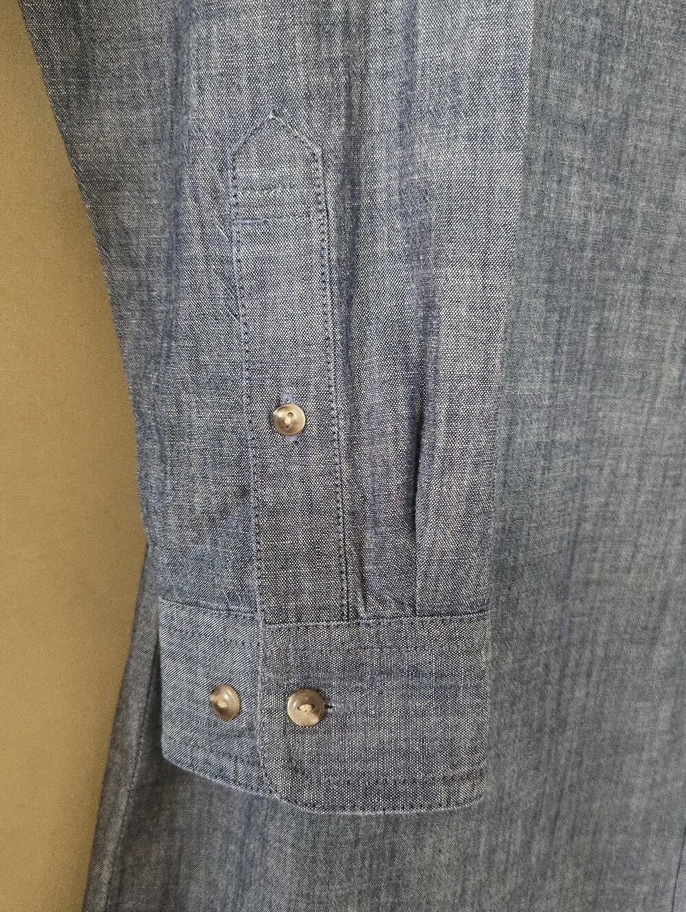 The North Face (89$) | Chambray Button-Up Shirt Dress in Denim Blue, Size L - Picture 6 of 9